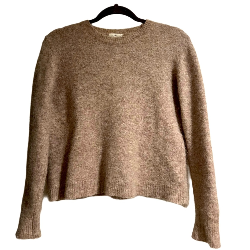 6397 • alpaca/merino cropped crew neck light tan pullover sweater